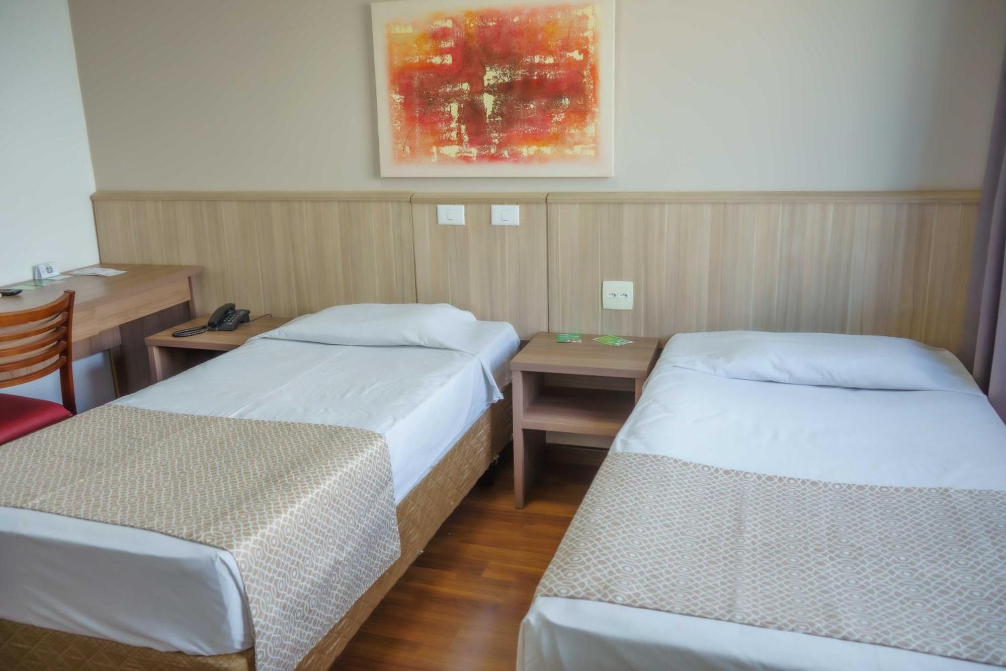 Hotel Nacional Inn Porto Alegre - Proximo Ao Complexo Hospitalar Santa Casa E Ufrgs Extérieur photo