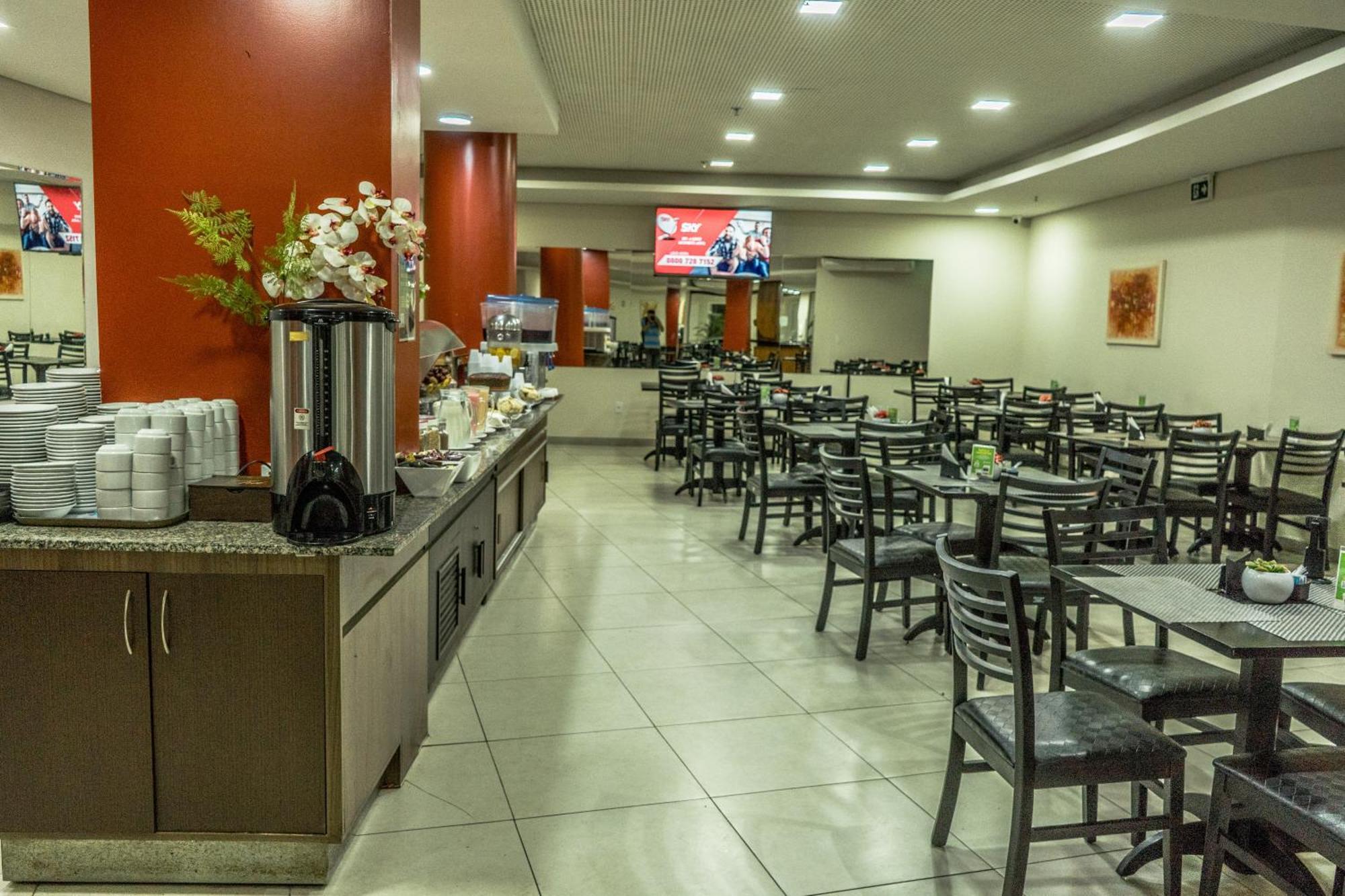 Hotel Nacional Inn Porto Alegre - Proximo Ao Complexo Hospitalar Santa Casa E Ufrgs Extérieur photo